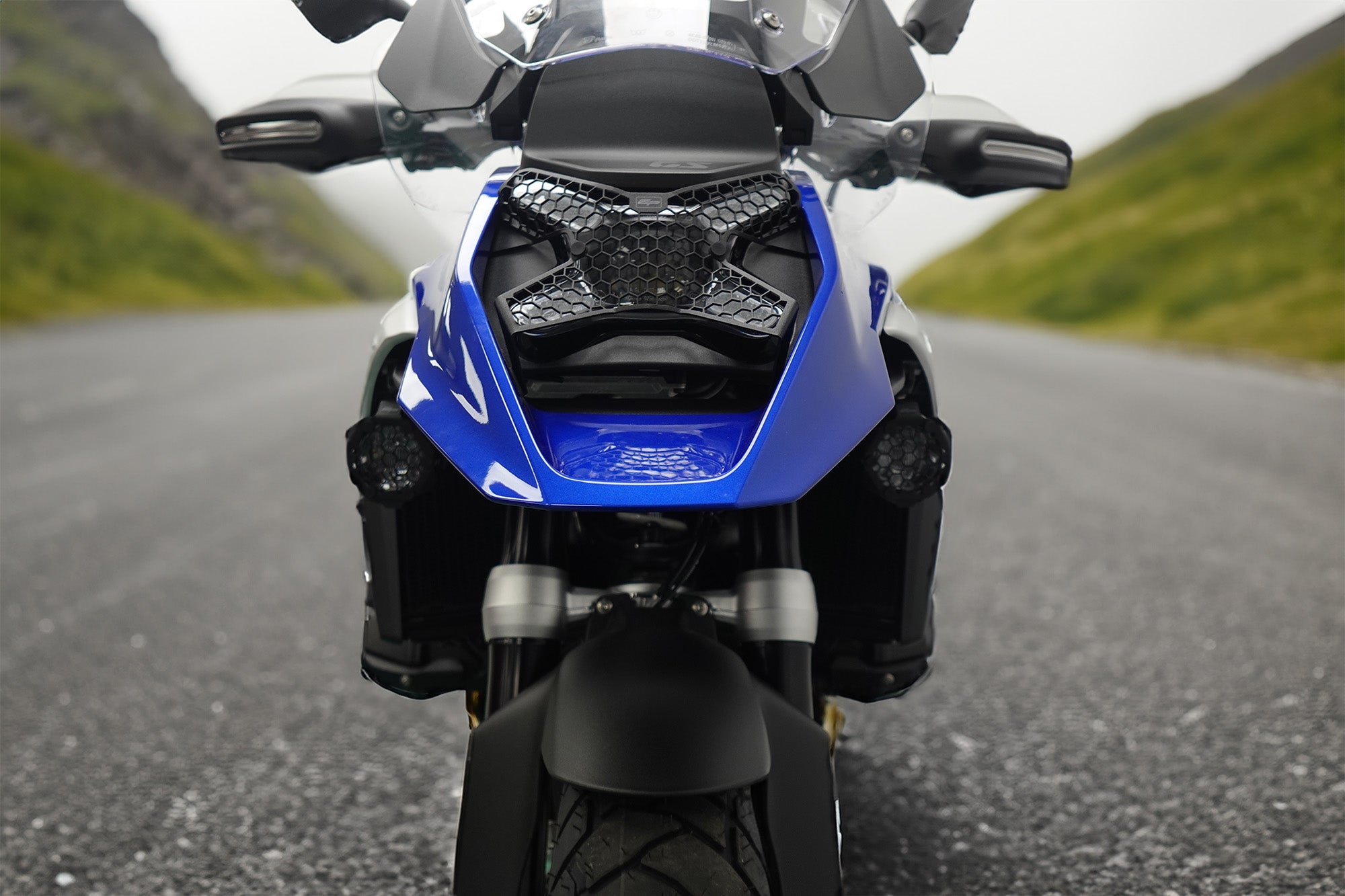 Evotech Spot Light Guard - BMW R 1300 GS Option 719 Tramuntana (2024+) - 4