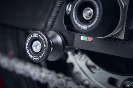 EP Paddock Stand Bobbins fitted neatly into the rear wheel swingarm of the Honda CBR1000RR-R Fireblade SP Carbon Edition.