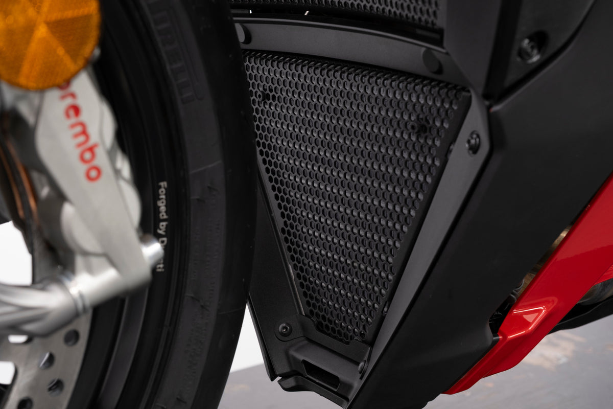Evotech Radiator Guard Set - Ducati Streetfighter V4 (2025+), PRN018192-018198-01, Image 3