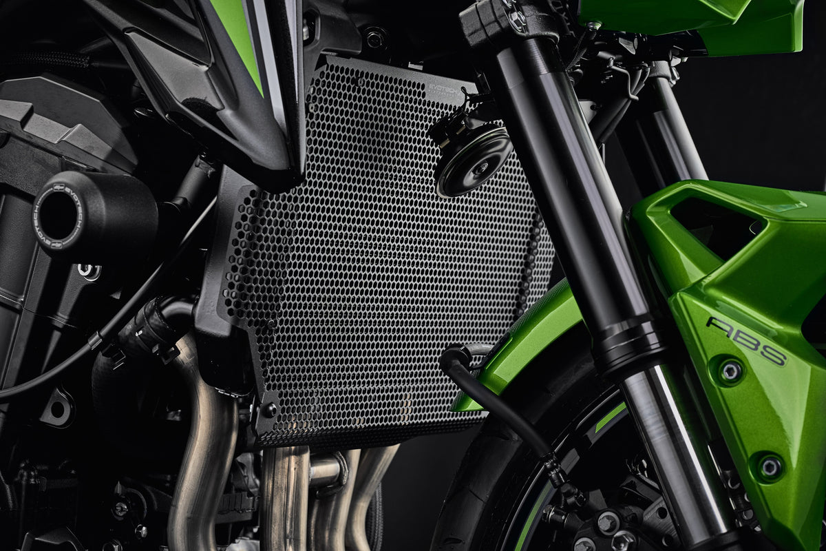 Evotech Kawasaki Z900 Performance Radiator Guard (2021 - 2024) - 3