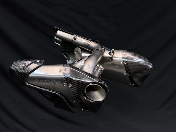 Vandemon - Triumph Rocket 3 R & GT Titanium Slip-On Mufflers