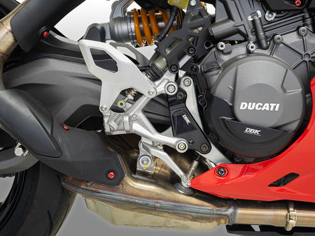 PAP06 - PANIGALE V2 MY25 OEM FOOTREST REAR PLATES - DBK Special Parts - 6