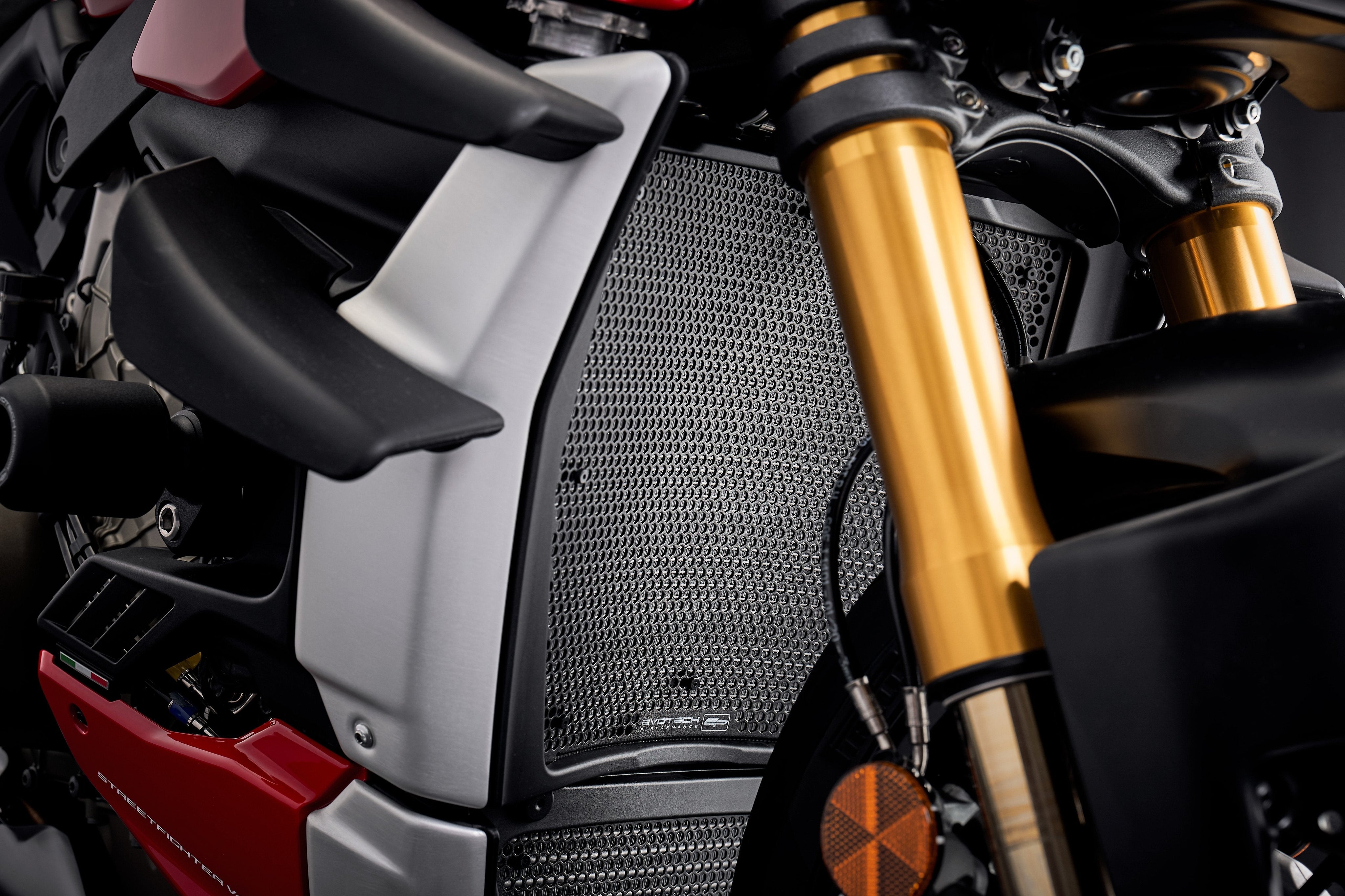 Evotech Ducati Streetfighter V4 Lamborghini Radiator Guard Set (2023+) - 2