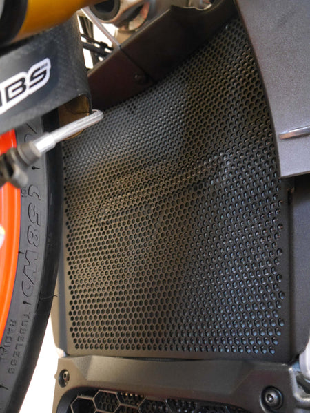 Evotech Radiator Guard - Aprilia Tuono V4 1100 Factory (2015-2016) - 3