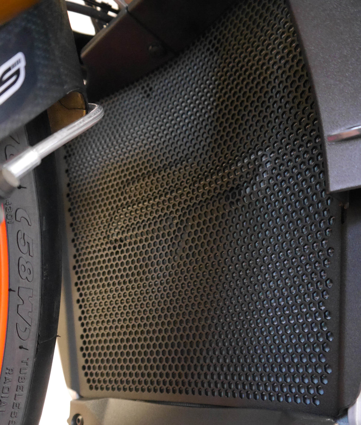 Evotech Radiator Guard - Aprilia Tuono V4 1100 Factory (2015-2016) - 2