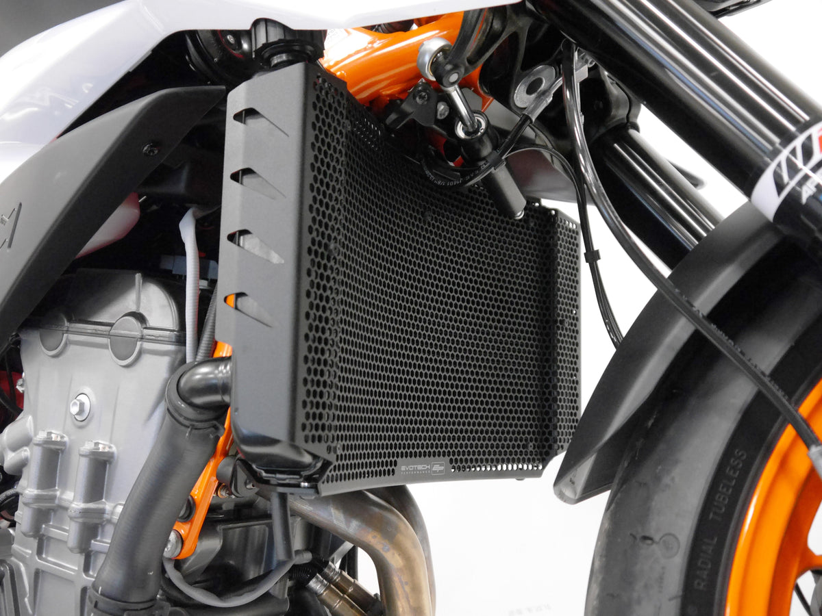 Evotech KTM 790 Duke Radiator Guard (2018-2022) - 3