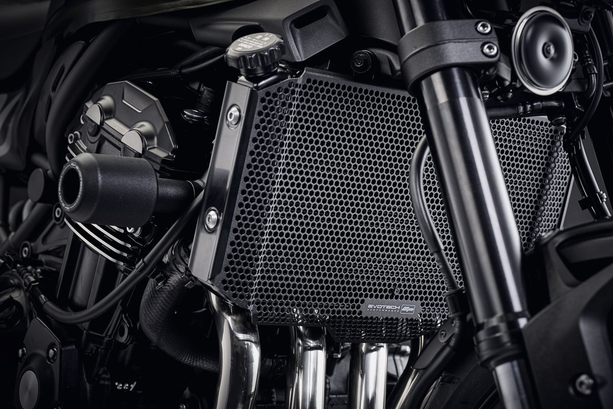 Evotech Kawasaki Z900RS Radiator Guard (2018 - 2020) - 2