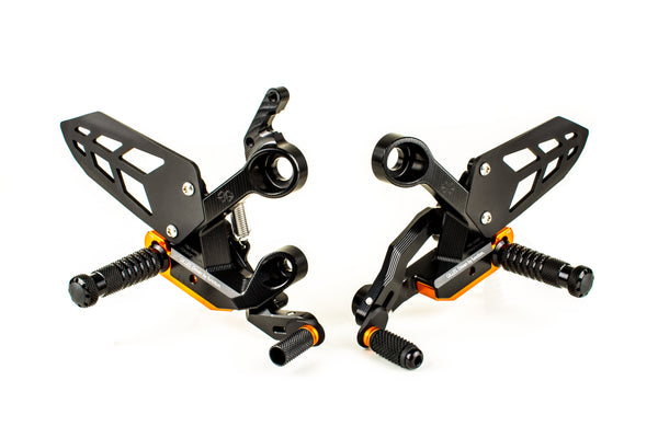 Gilles Tooling adjustable rearset VCR38GT2, black/orange